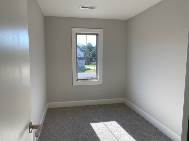 131 Flat Woods Road Lebanon, TN 37090 - Photo 18 of 25 an empty room with a window