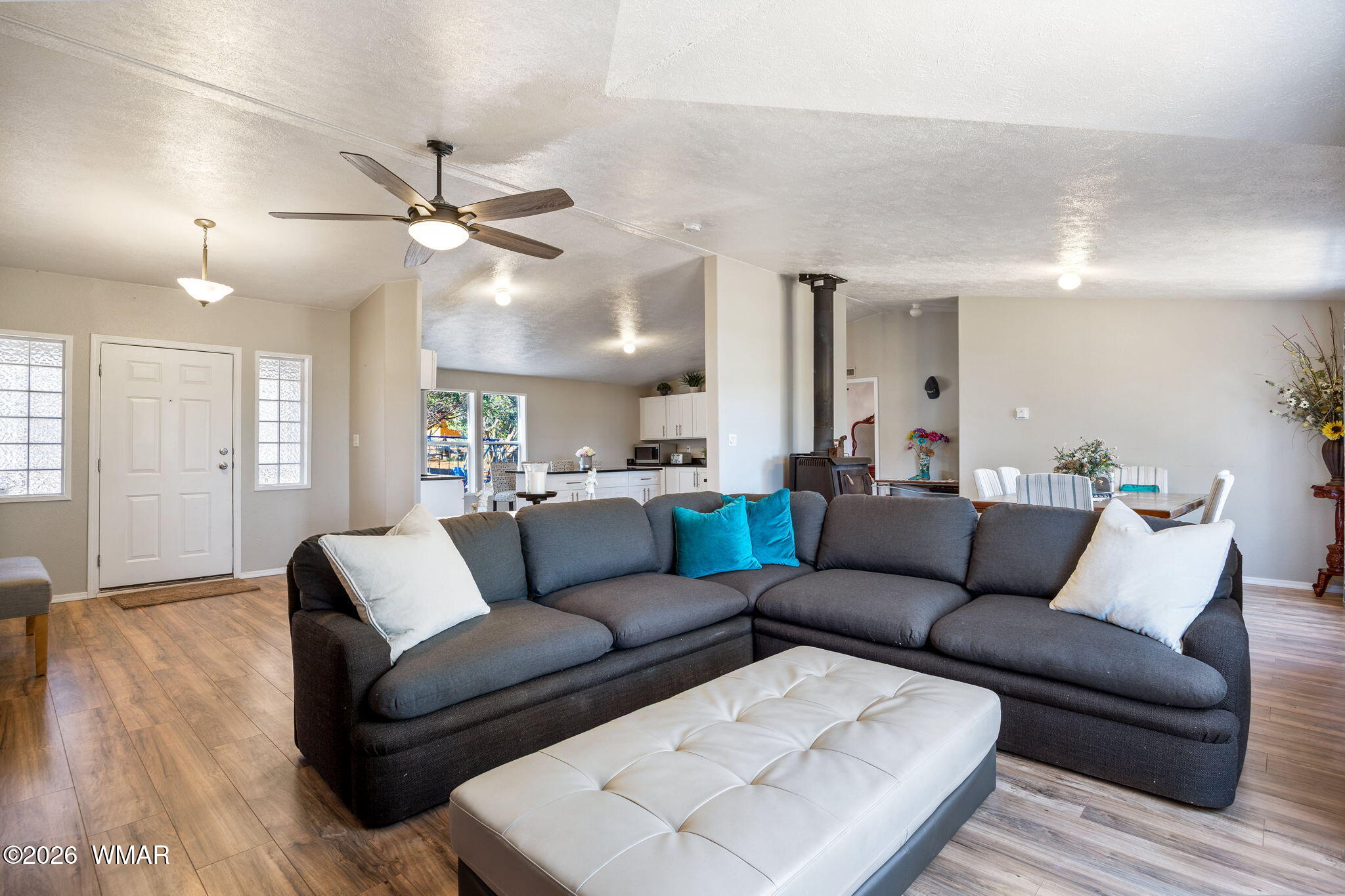 2181 Gingerbread Trail Overgaard, AZ 85933 - Photo 5 of 23