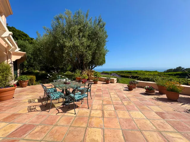 $10,950,000 | 2240 Ortega Ranch Road, Summerland, CA 93067