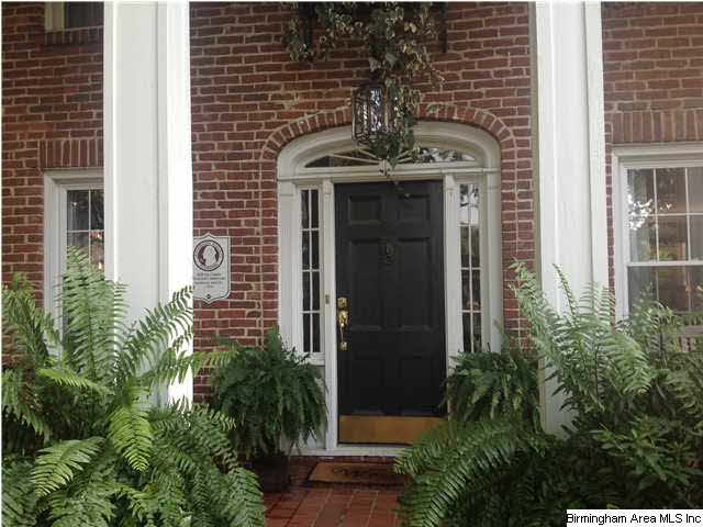25 Edgehill Road Birmingham, AL 35209 - Photo 2 of 24