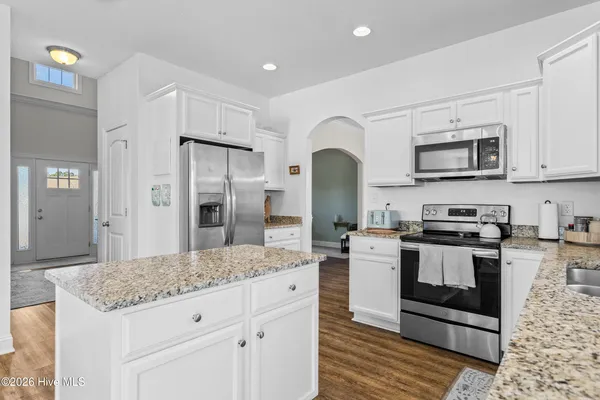 $450,000 | 425 Whistling Heron Way, Swansboro, NC 28584