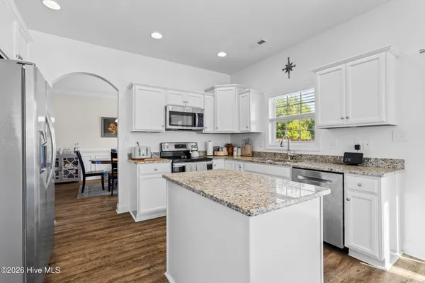 $450,000 | 425 Whistling Heron Way, Swansboro, NC 28584