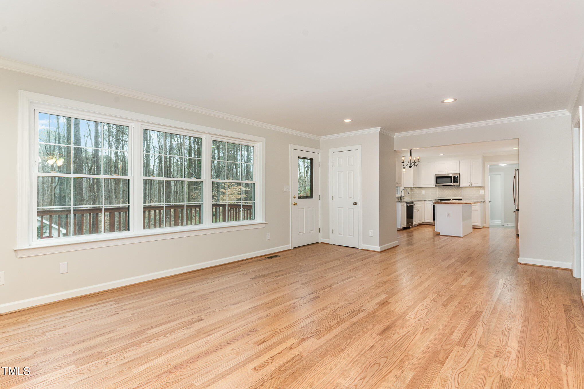 10009 Bushveld Lane Raleigh, NC 27613 - Photo 16 of 53 Family Room