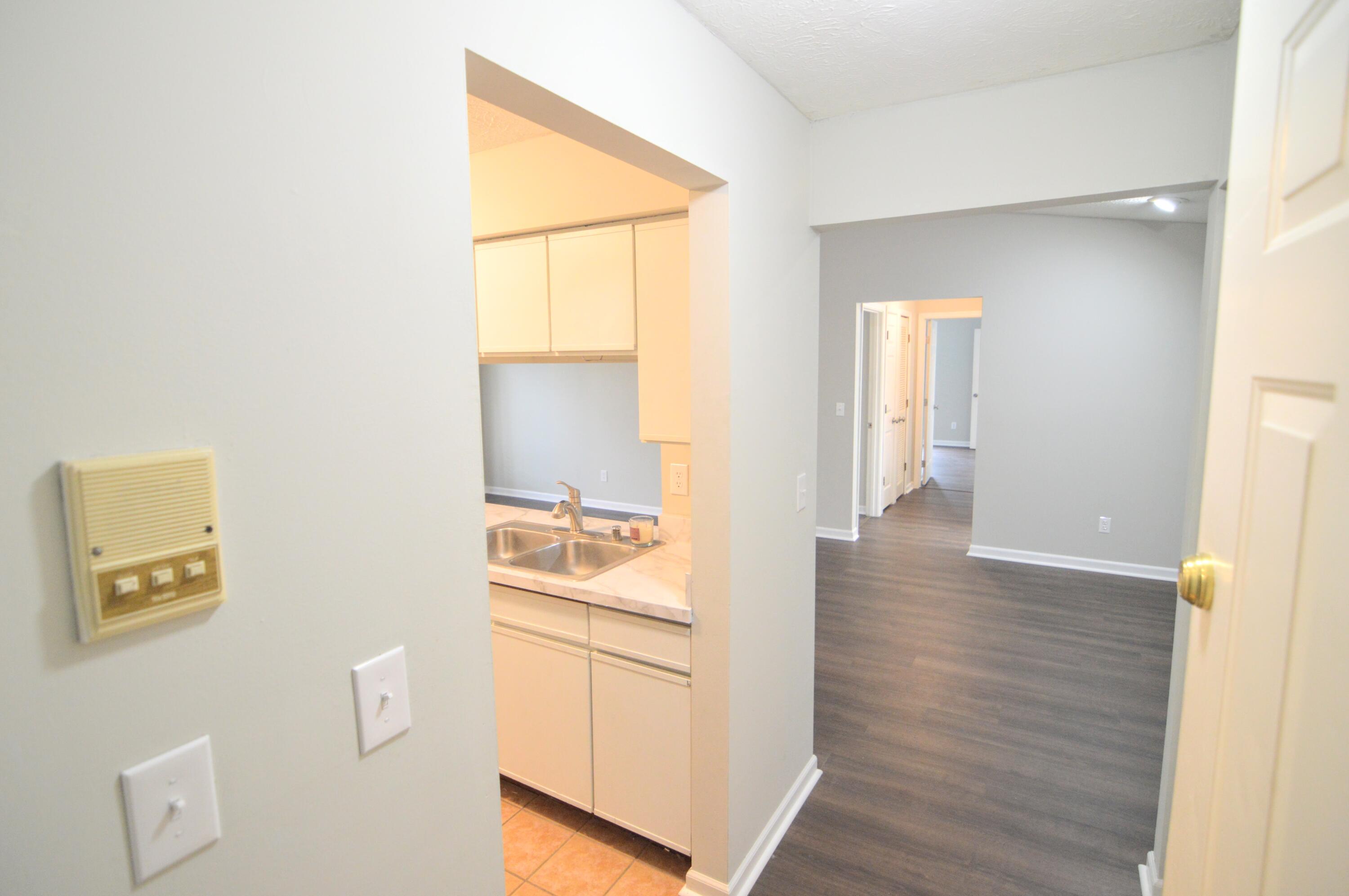 1008 Buckingham Court, Unit 8 Cold Spring, KY 41076 - Photo 4 of 49 Gallery Image 4