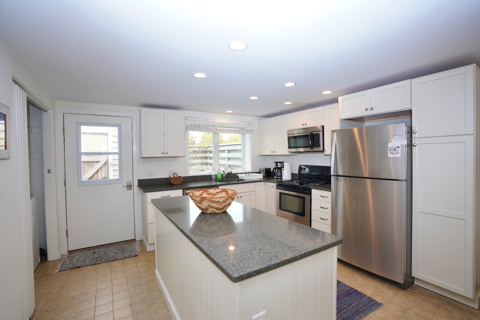 459 Katama Road, Unit A6 Edgartown, MA 02539 - Photo 5 of 30 Gallery Image 5