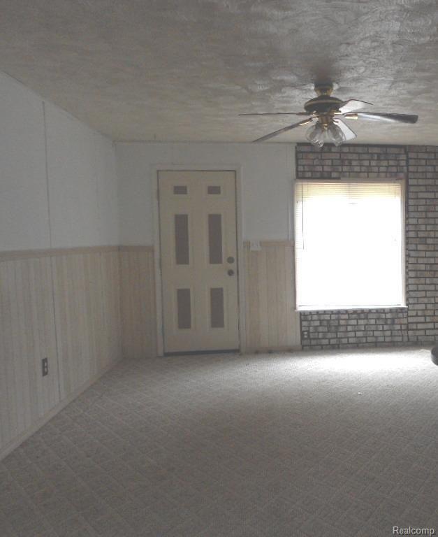 71143481 Living Room.jpg