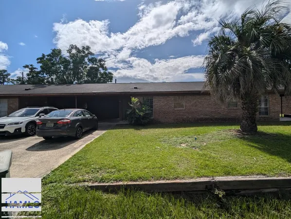 $950 | 979 Live Oak Drive, Hinesville, GA 31313