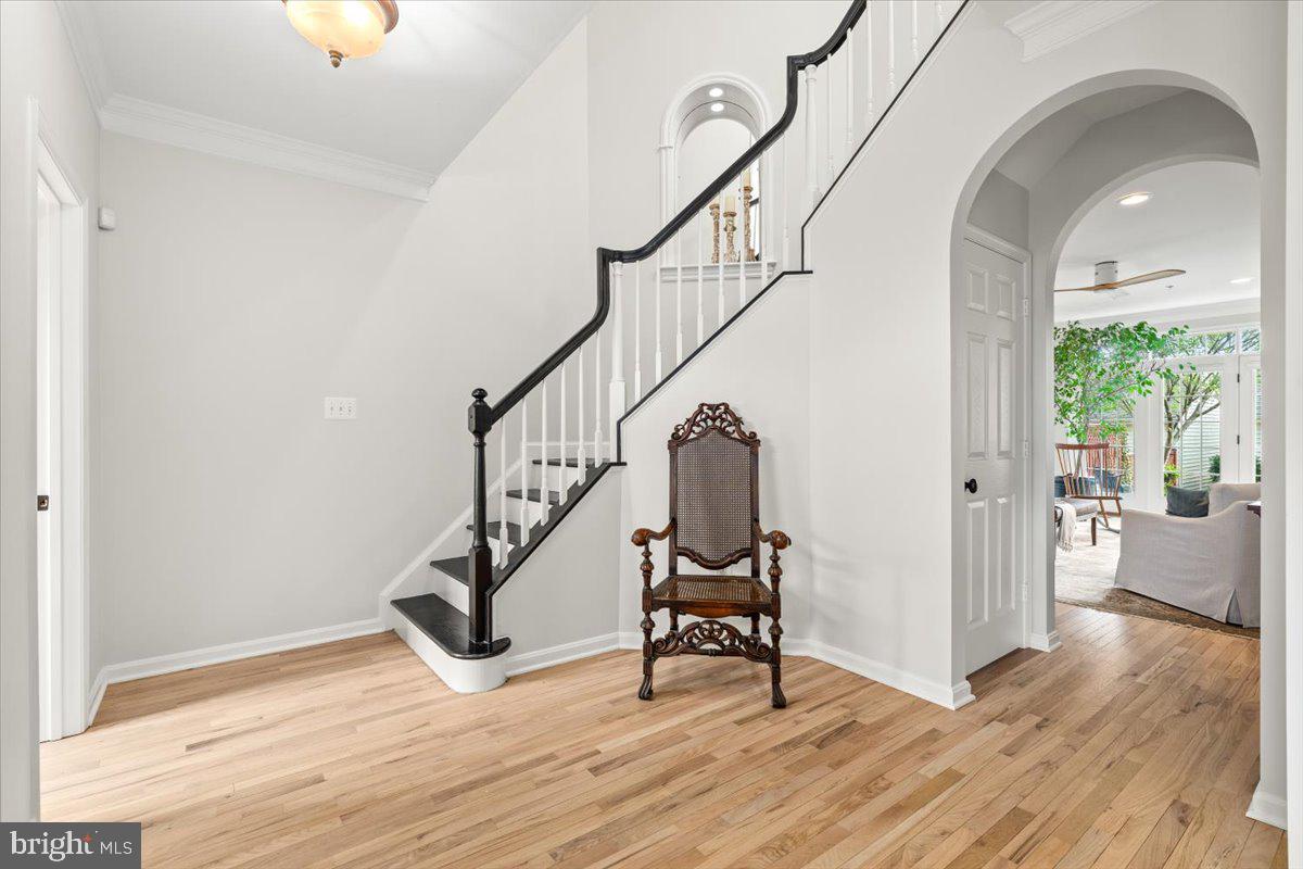 2630 Mill Race Road Frederick, MD 21701 - Photo 5 of 59 Foyer