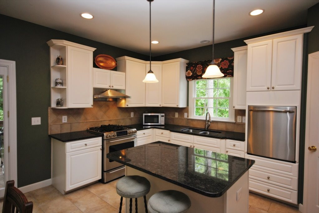 8805 Braceridge Road Raleigh, NC 27613 - Photo 10 of 25 Photo 10