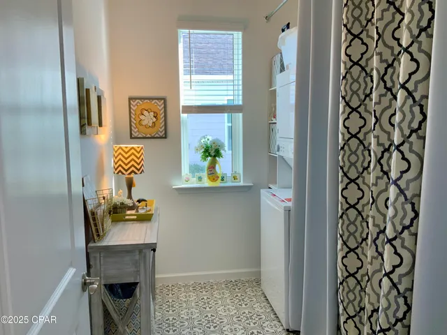 $3,200 | 8255 Landshark Boulevard, Panama City Beach, FL 32413