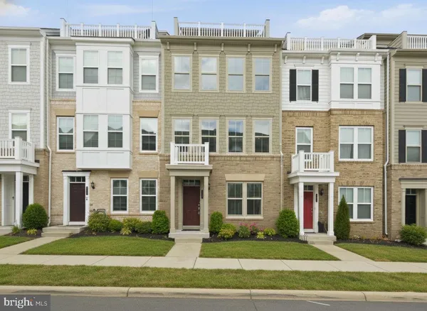 $639,000 | 17354 Redshank Road, Dumfries, VA 22026