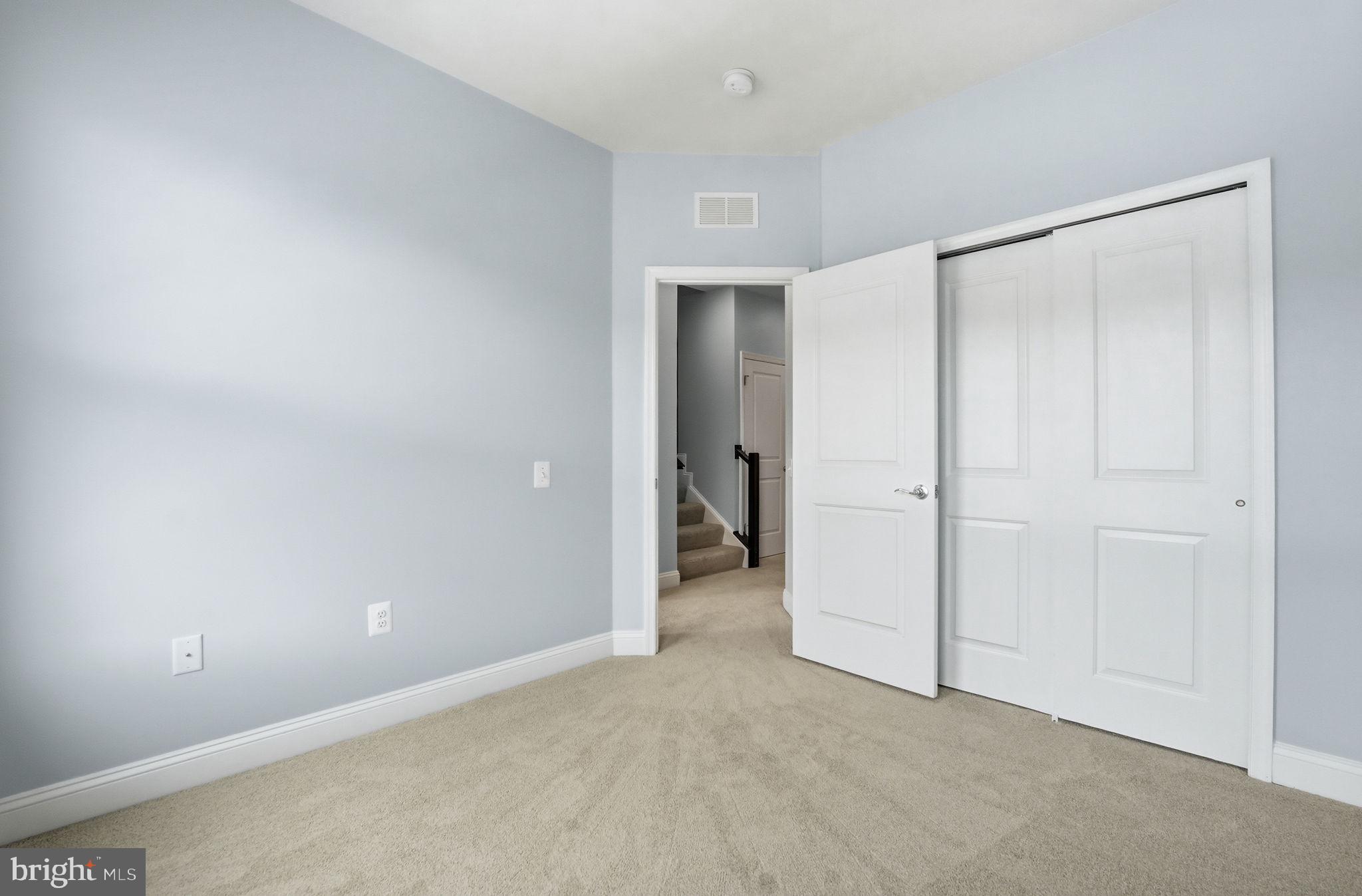 17354 Redshank Road Dumfries, VA 22026 - Photo 29 of 65 a view of an empty room