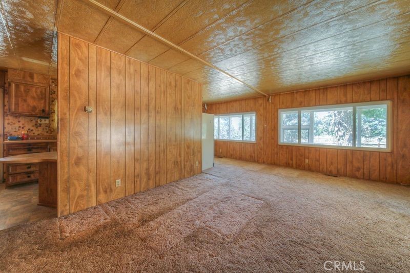 55743 Mitchell Road Anza, CA 92539 - Photo 28 of 46 an empty room with windows