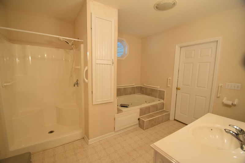 103 Chestnut Street Landrum, SC 29356 - Photo 11 of 15 Gallery Image 11