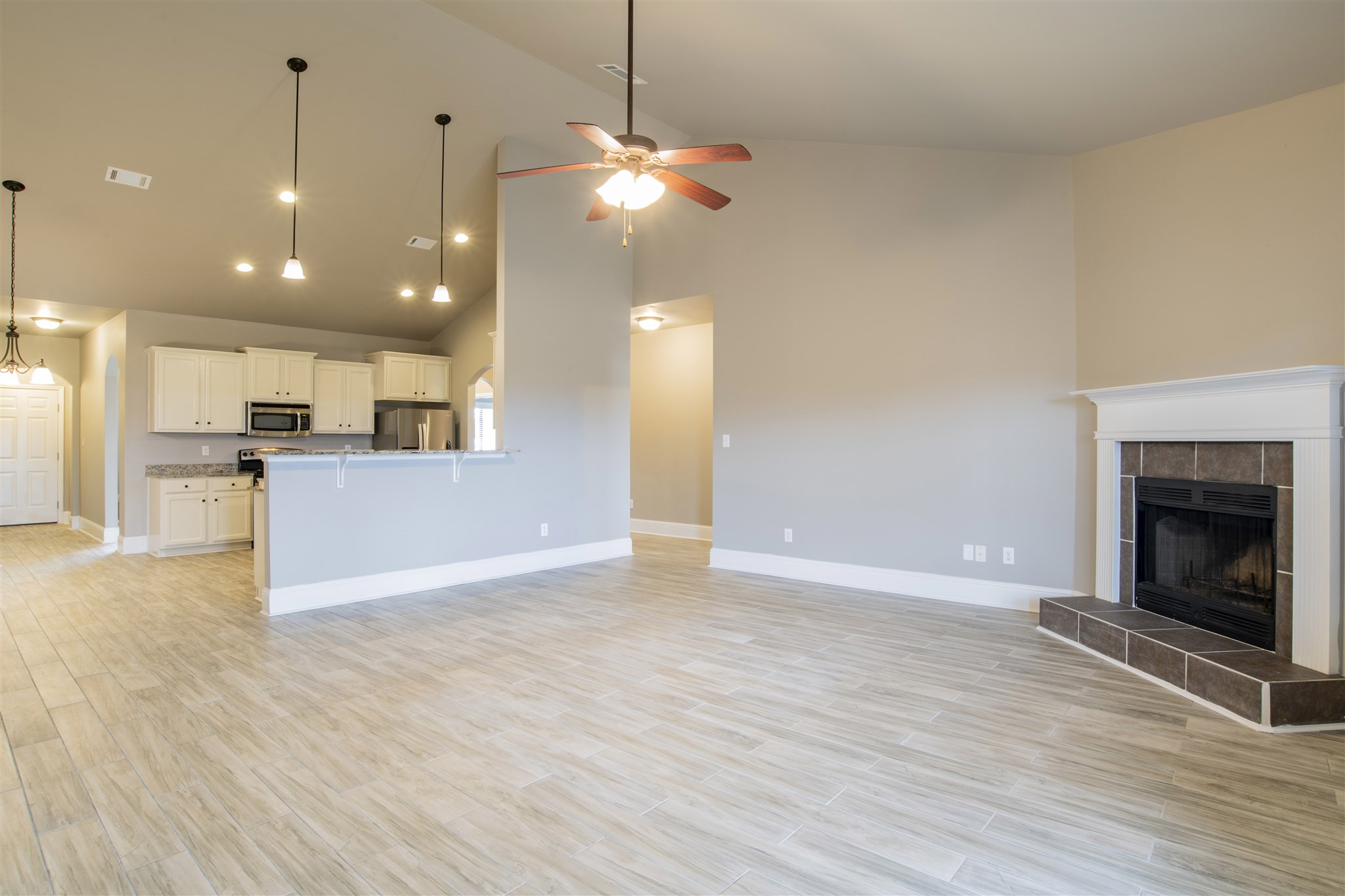 9301 Pembrook Loop Fairhope, AL 36532 - Photo 5 of 32