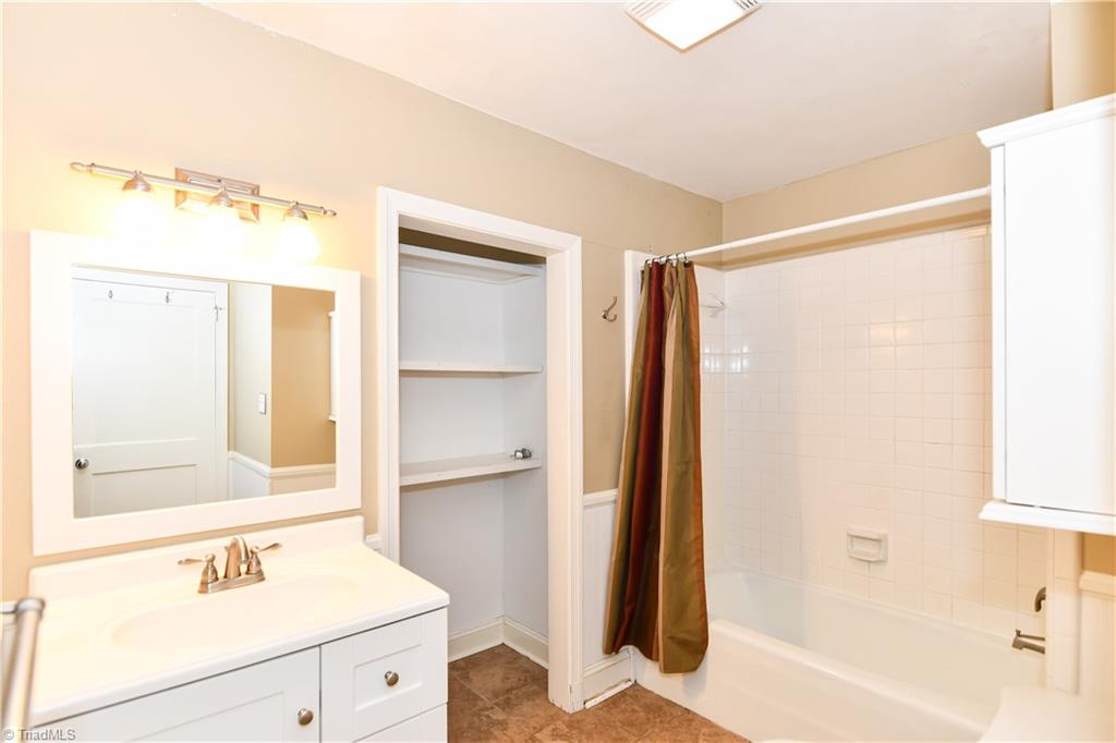 1603 Independence Road Greensboro, NC 27408 - Photo 22 of 30 Gallery Image 22