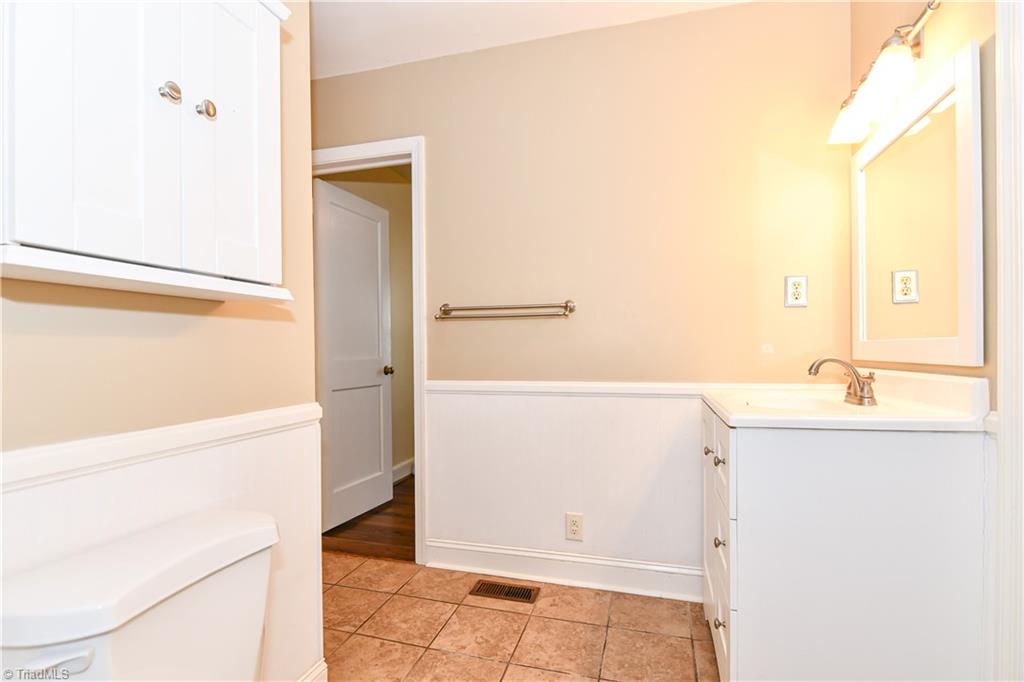 1603 Independence Road Greensboro, NC 27408 - Photo 23 of 30 Gallery Image 23