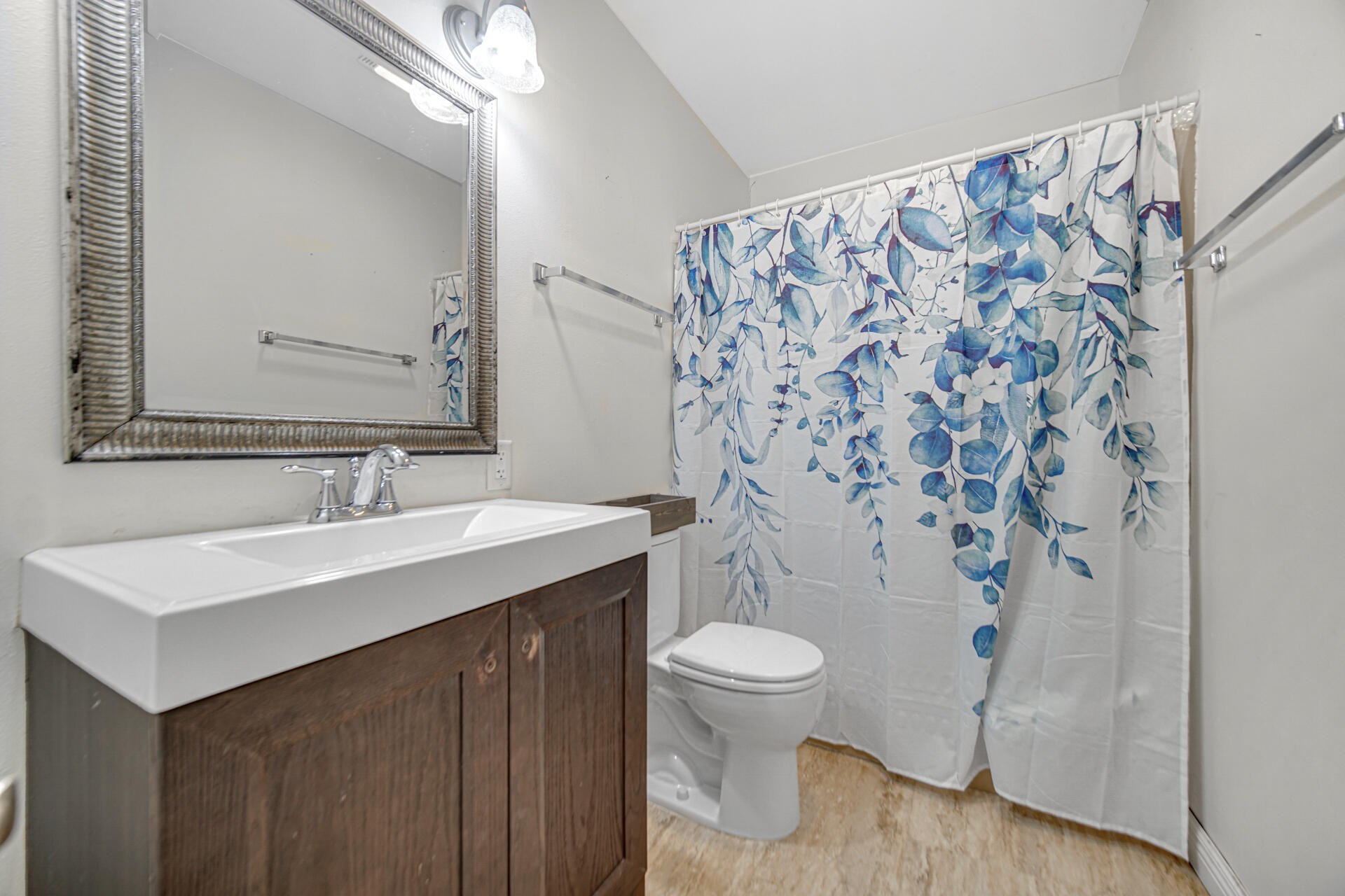 2009 West Porter Avenue Chesterton, IN 46304 - Photo 15 of 21 a bathroom with a sink toilet and a mirror