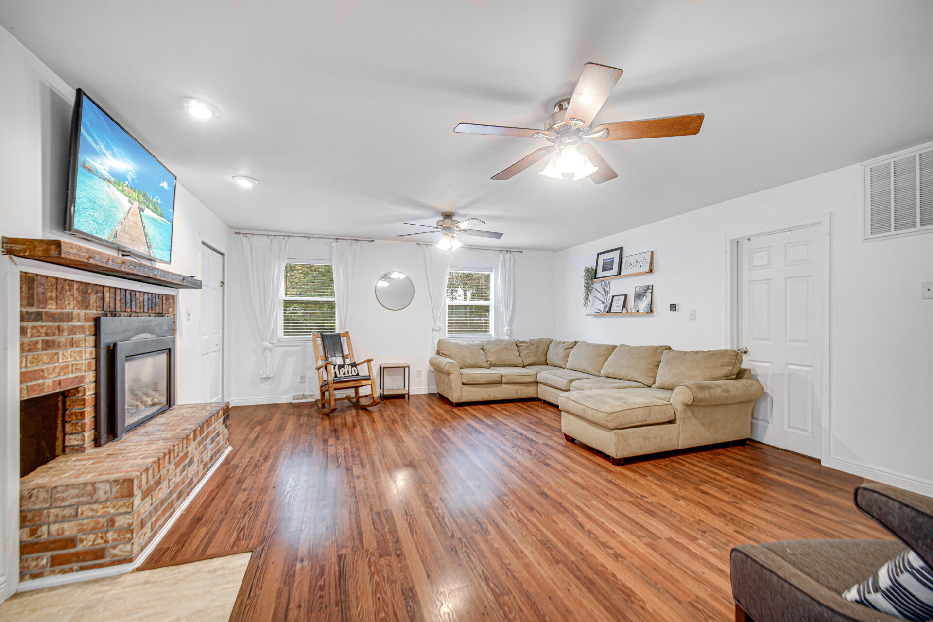 2009 West Porter Avenue Chesterton, IN 46304 - Photo 3 of 21 a living room with furniture and a fireplace