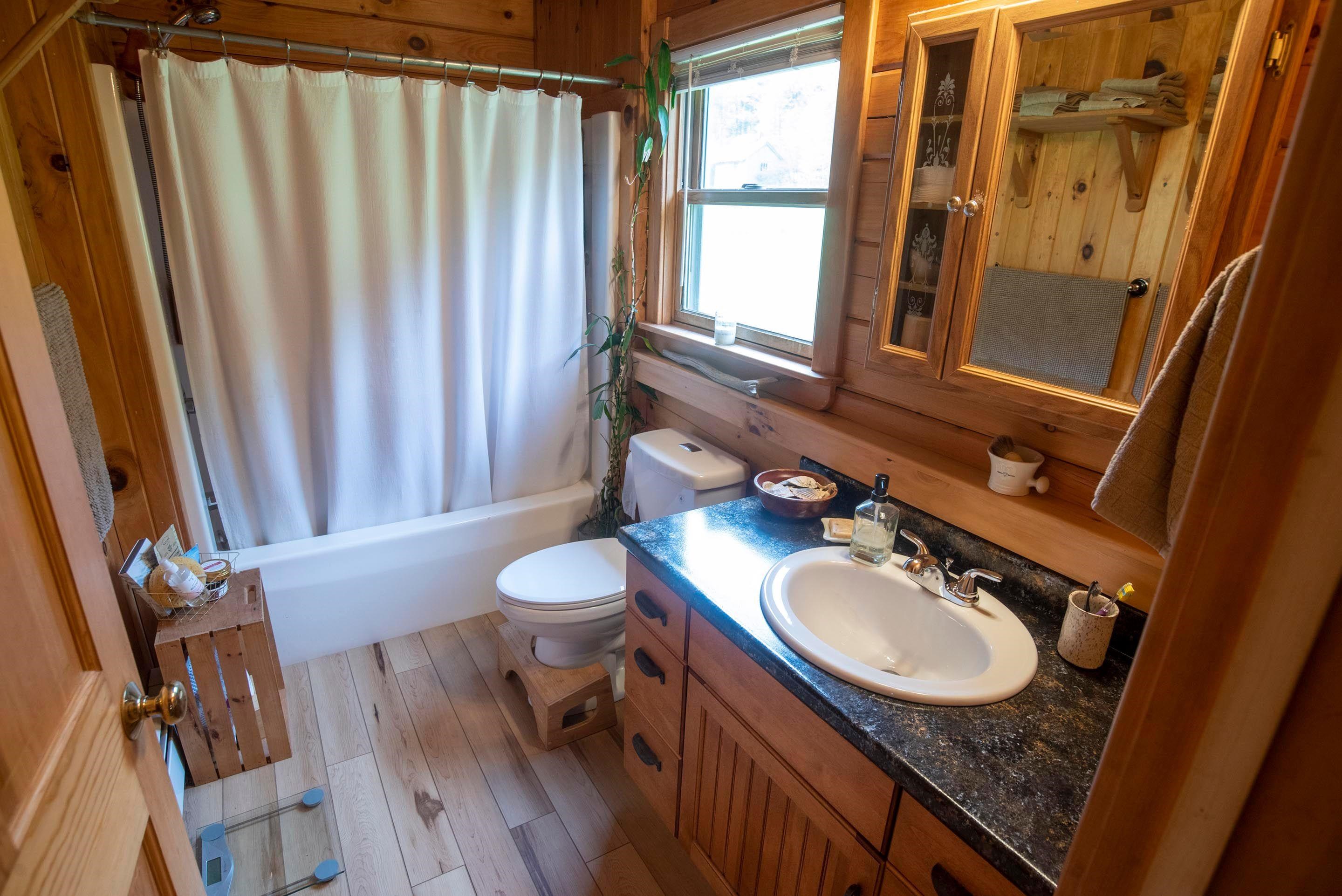 357 Drown Road Roxbury, VT 05060 - Photo 18 of 39