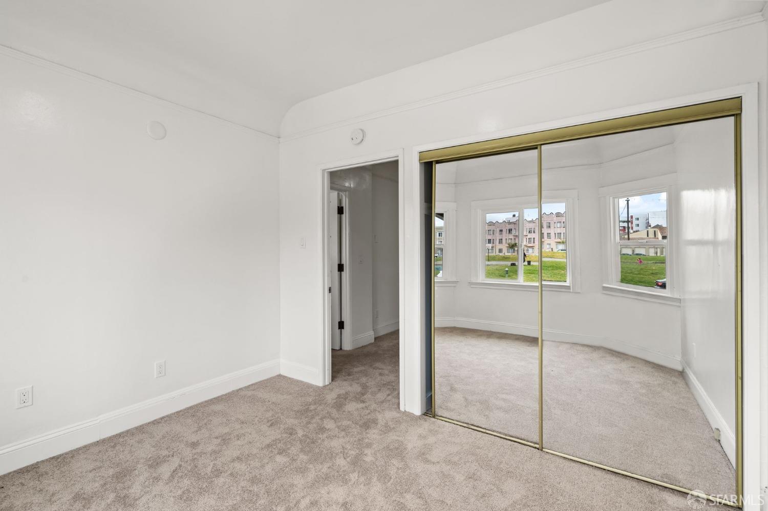 165 8th Street Oakland, CA 94607 - Photo 15 of 22