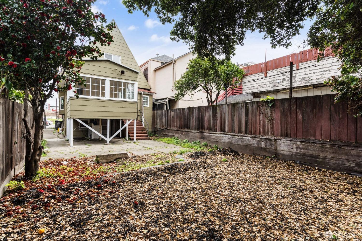 165 8th Street Oakland, CA 94607 - Photo 20 of 22