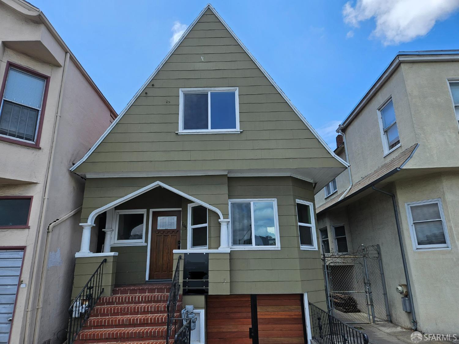 165 8th Street Oakland, CA 94607 - Photo 2 of 22