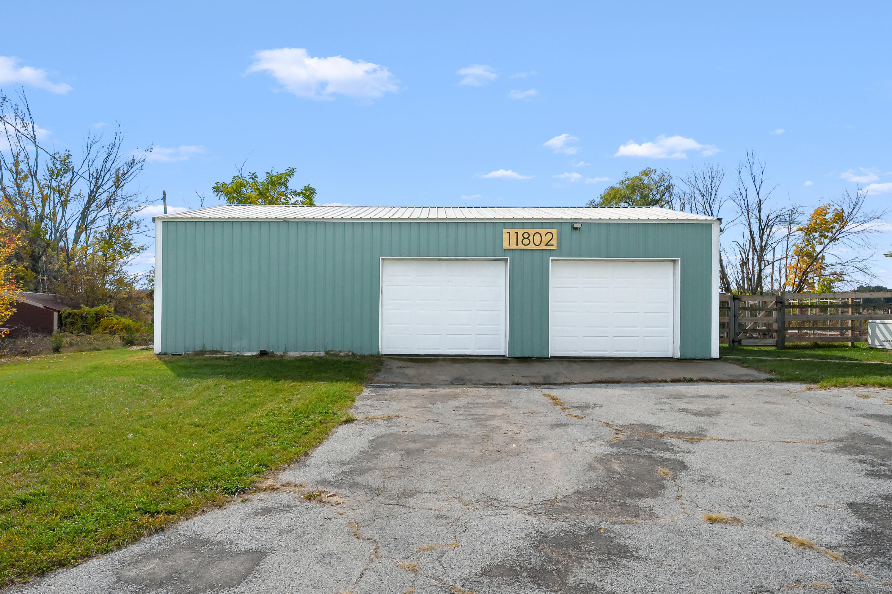 11802 Floria Road Delton, MI 49046 - Photo 33 of 50 Floria Rd 11802 Delton 49046-30