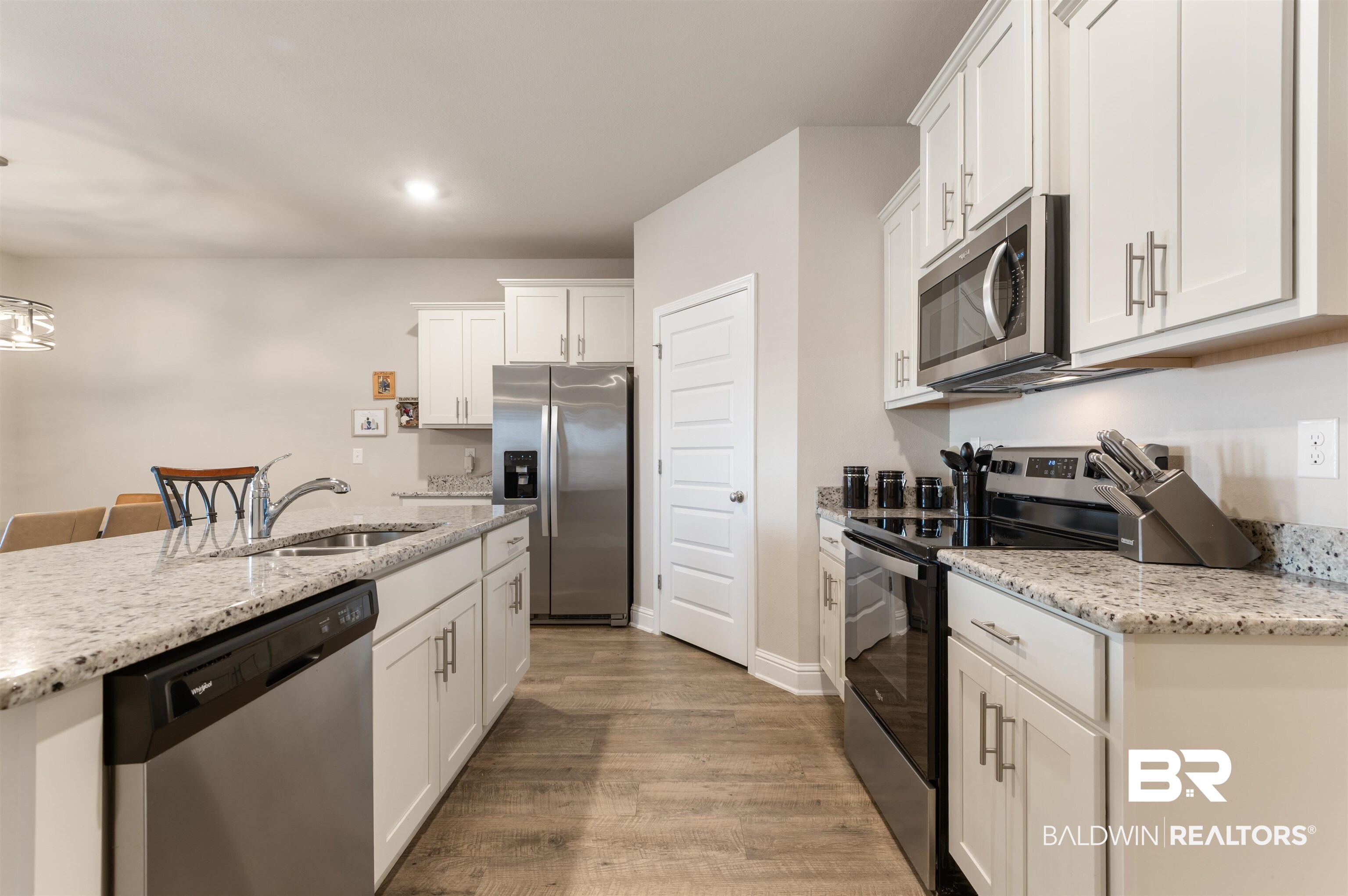 22880 Lieutenant Avenue Foley, AL 36535 - Photo 4 of 77