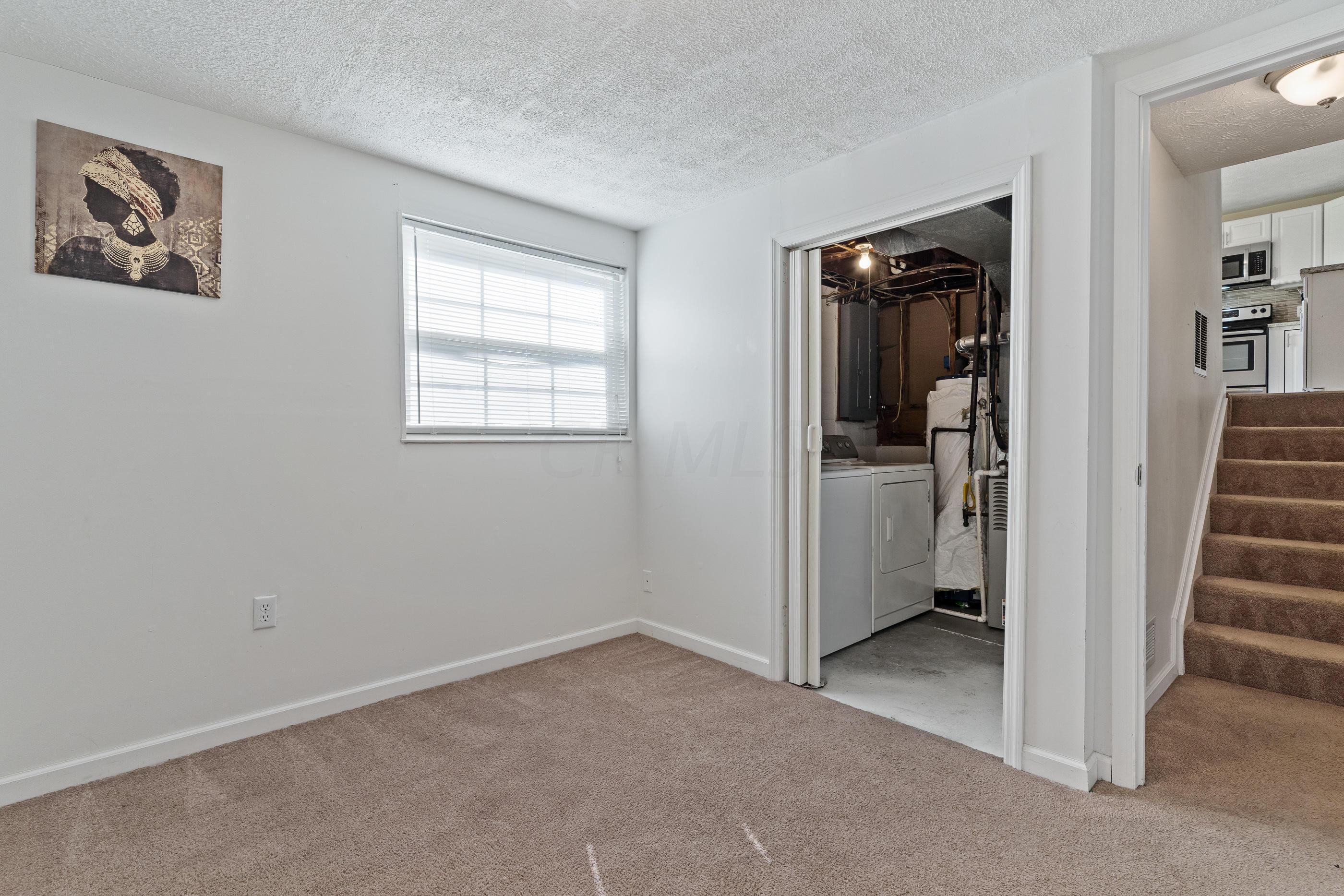 2986 Upton Road East Columbus, OH 43232 - Photo 21 of 29