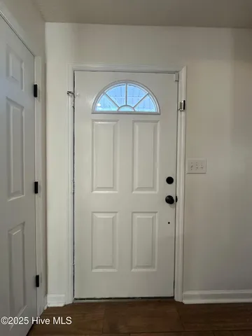 $1,750 | 101 Spain Drive, Hubert, NC 28539