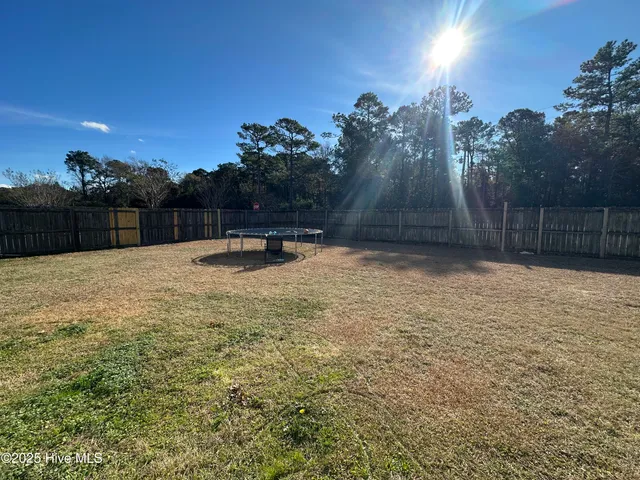 $1,750 | 101 Spain Drive, Hubert, NC 28539