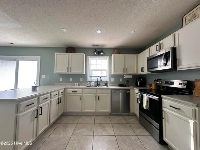 $1,750 | 101 Spain Drive, Hubert, NC 28539