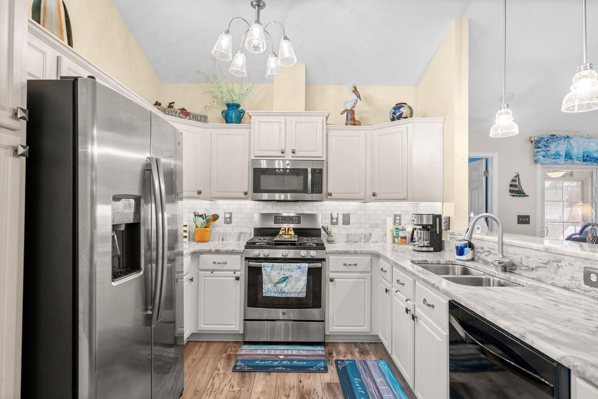 606 Leprechaun Lane Murrells Inlet, SC 29576 - Photo 11 of 41
