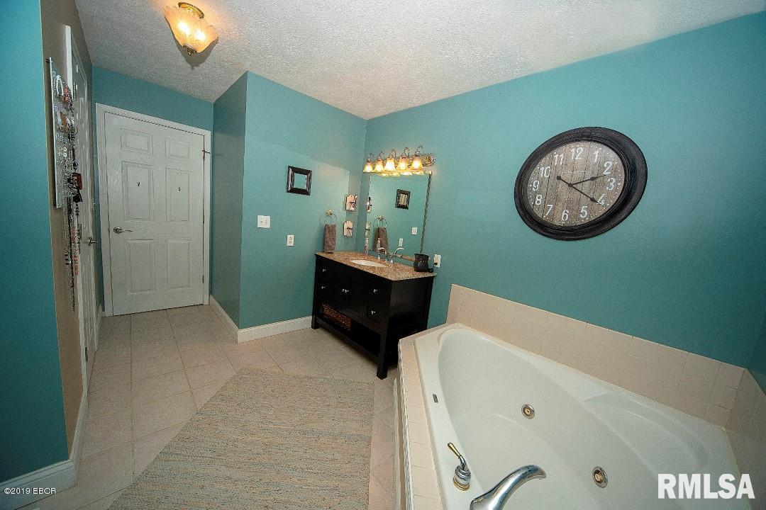 3009 Hickory Ridge Drive Herrin, IL 62948 - Photo 19 of 30 Gallery Image 19