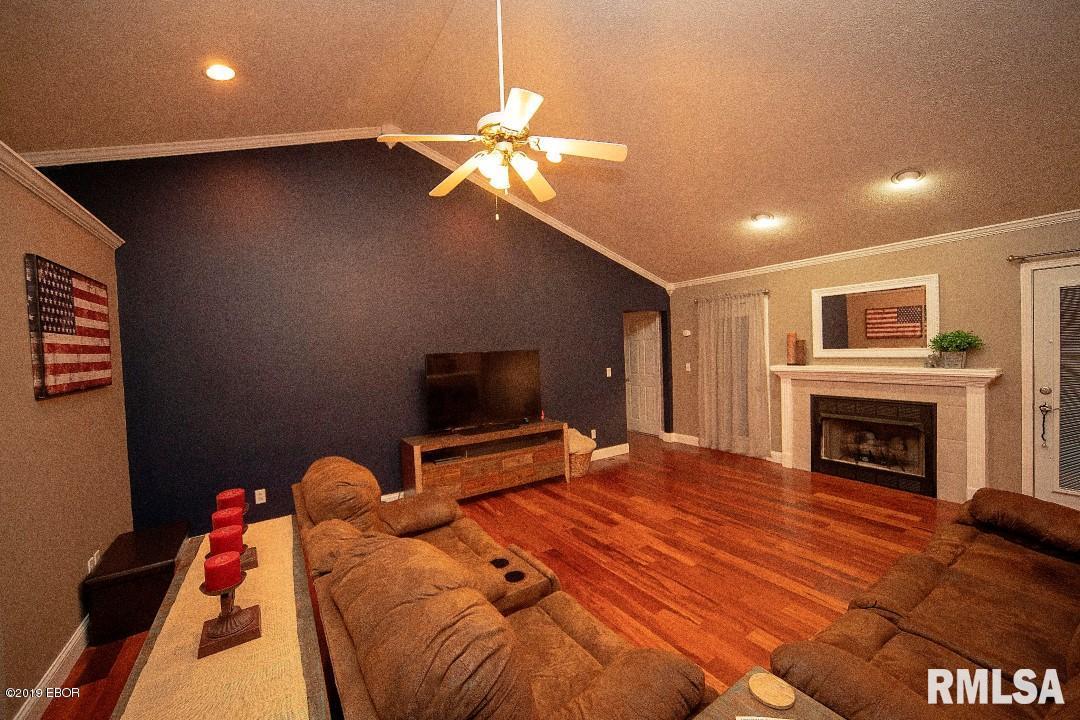 3009 Hickory Ridge Drive Herrin, IL 62948 - Photo 5 of 30 Gallery Image 5