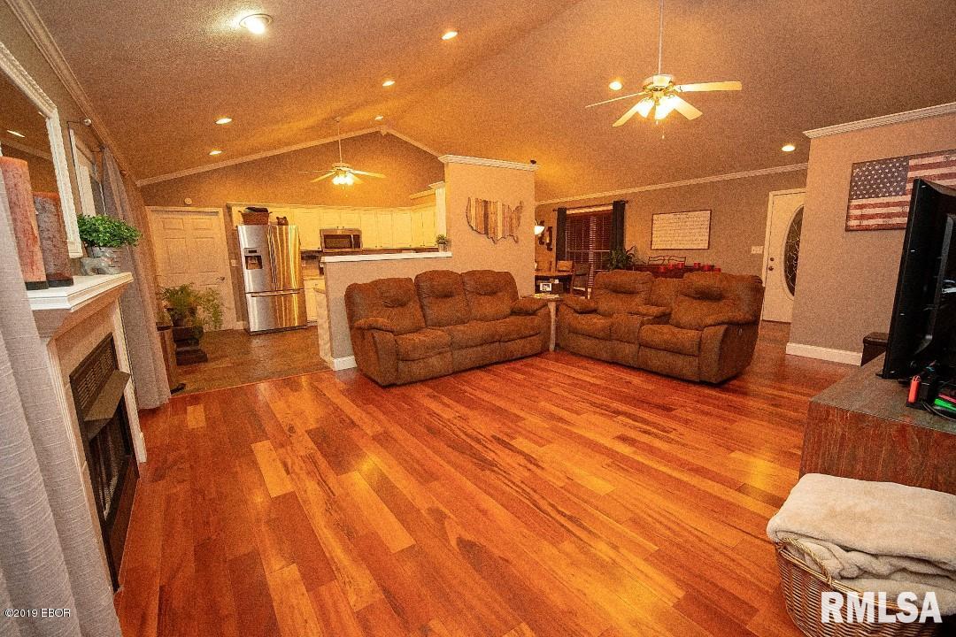 3009 Hickory Ridge Drive Herrin, IL 62948 - Photo 6 of 30 Gallery Image 6