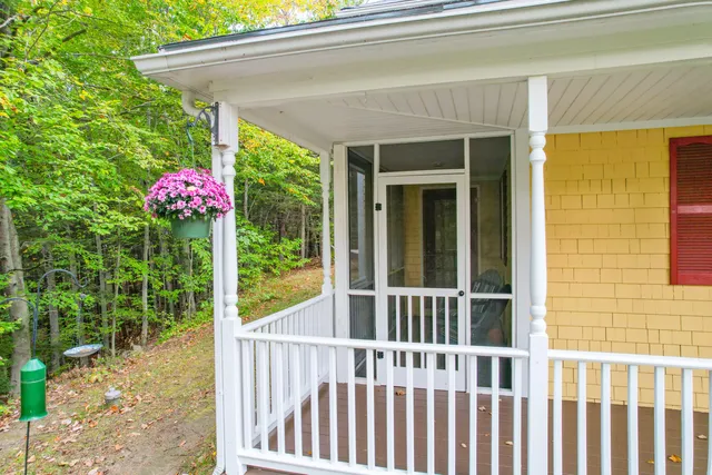 $495,000 | 6 Pond Ridge Drive, Lewiston, ME 04240