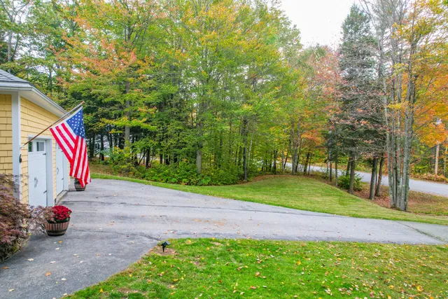 $495,000 | 6 Pond Ridge Drive, Lewiston, ME 04240