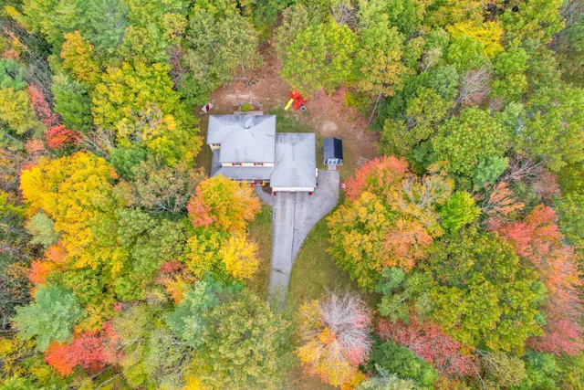 $495,000 | 6 Pond Ridge Drive, Lewiston, ME 04240