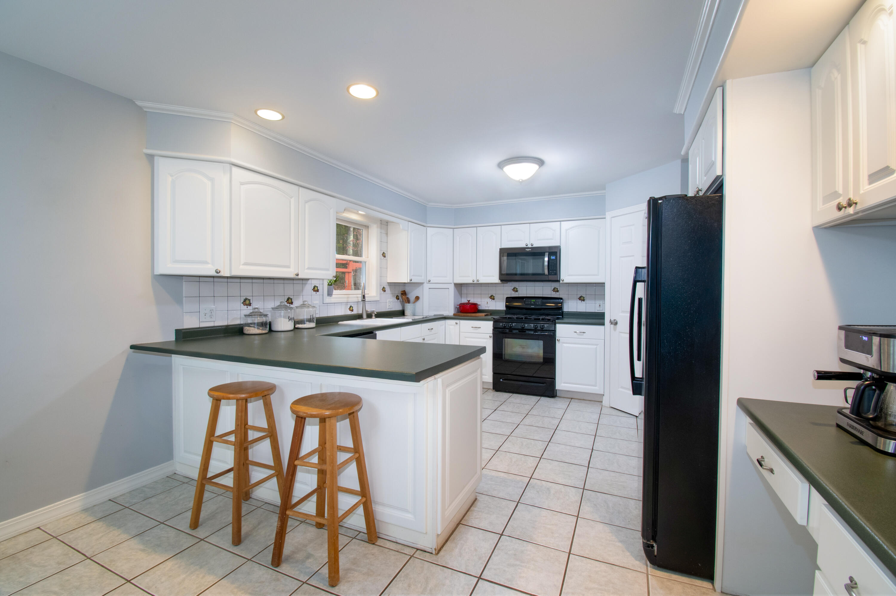 6 Pond Ridge Drive Lewiston, ME 04240 - Photo 9 of 49 6PondridgeRd.Lewiston-21