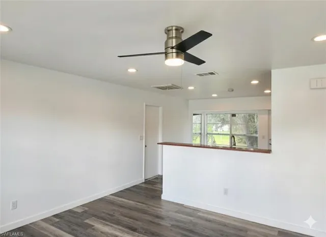 $1,800 | 6143 Hester Avenue, Fort Myers, FL 33905