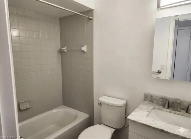 $1,800 | 6143 Hester Avenue, Fort Myers, FL 33905