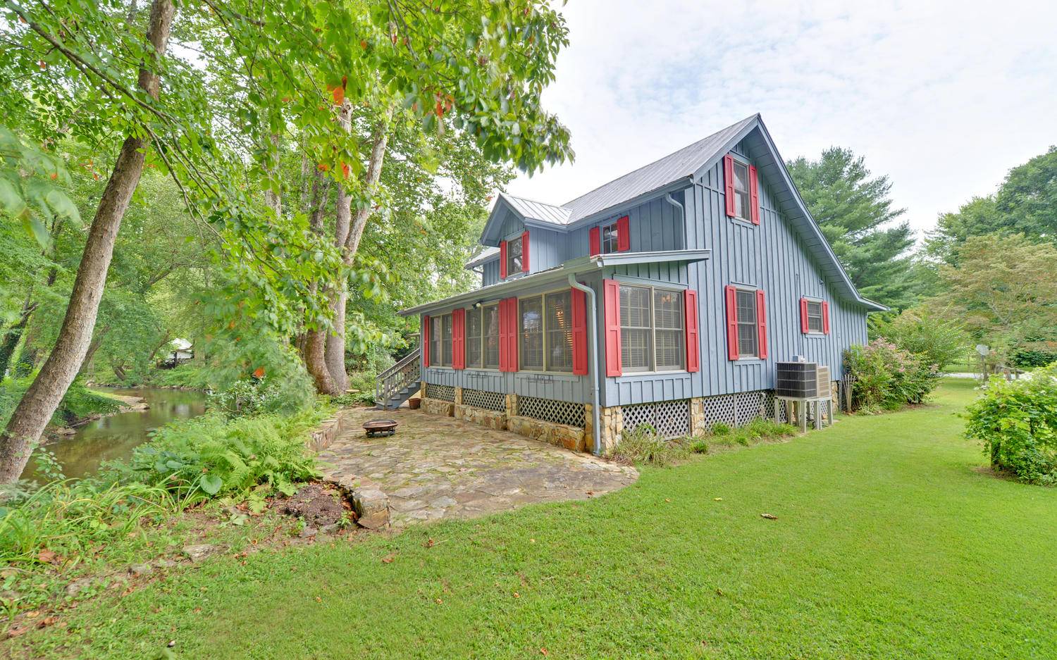 76 Morris Ford Road Blairsville, GA 30512 - Photo 1 of 1 Main View