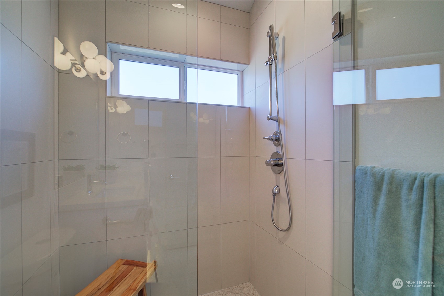 3201 40th Avenue Southwest Seattle, WA 98116 - Photo 23 of 29 Gallery Image 23