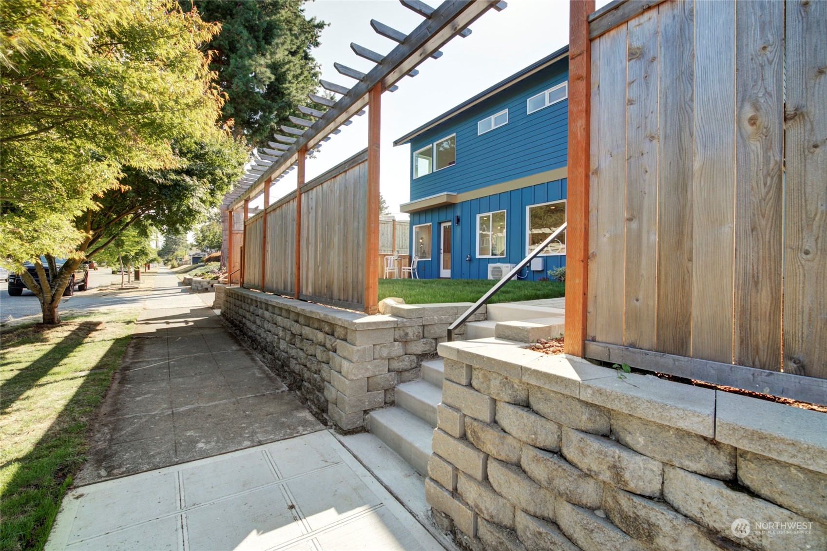 3201 40th Avenue Southwest Seattle, WA 98116 - Photo 25 of 29 Gallery Image 25
