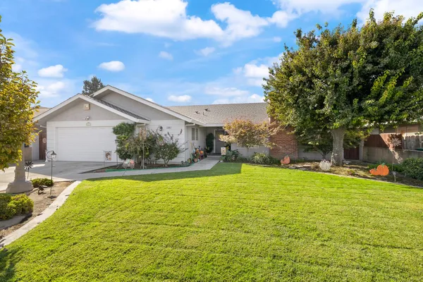 $485,000 | 2395 Stephanie Lane, Selma, CA 93662