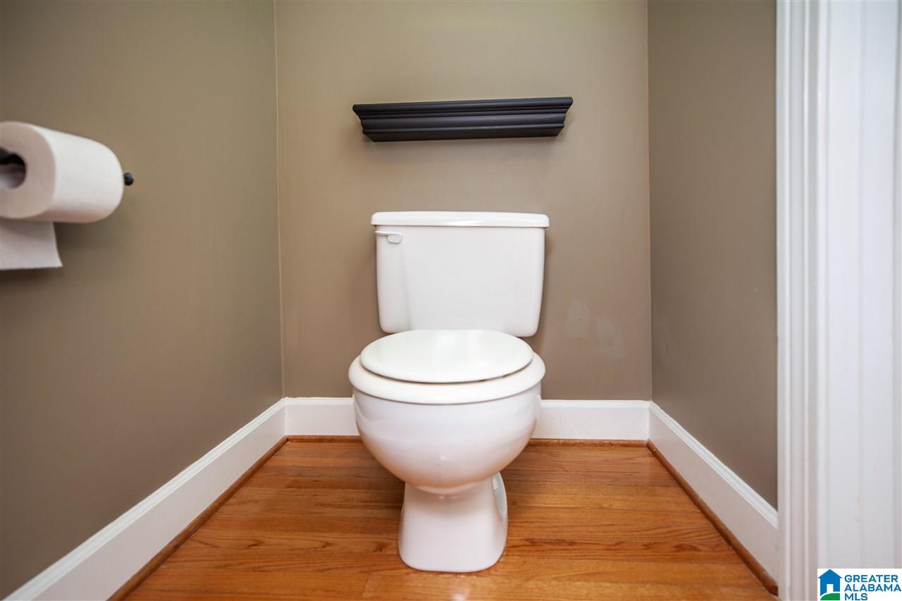 3922 Spring Valley Road Birmingham, AL 35223 - Photo 19 of 47 Gallery Image 19