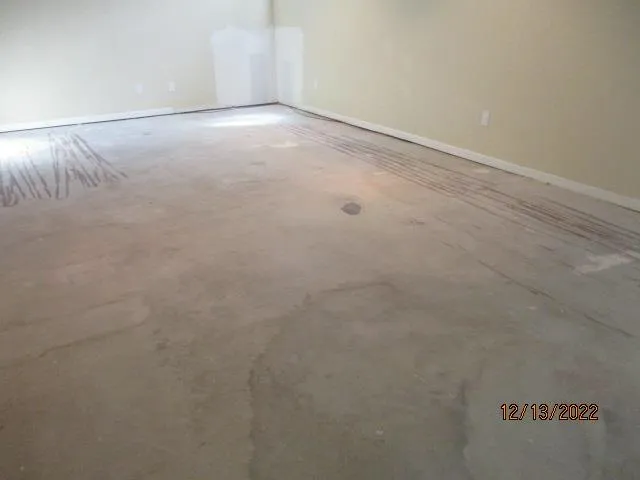 $195,500 | 316 North Lakeside Drive, Andover, KS 67002