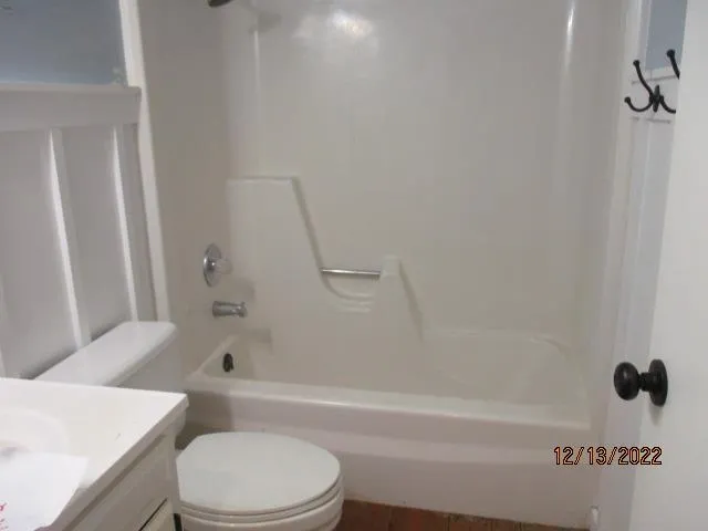 $195,500 | 316 North Lakeside Drive, Andover, KS 67002